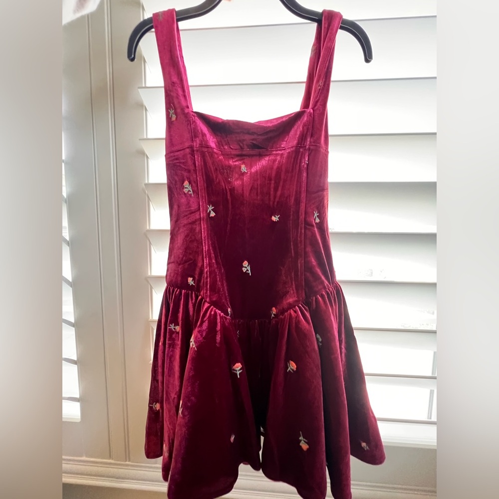 WEWOREWHAT: Velvet Burgundy Dress with Embroidered Details